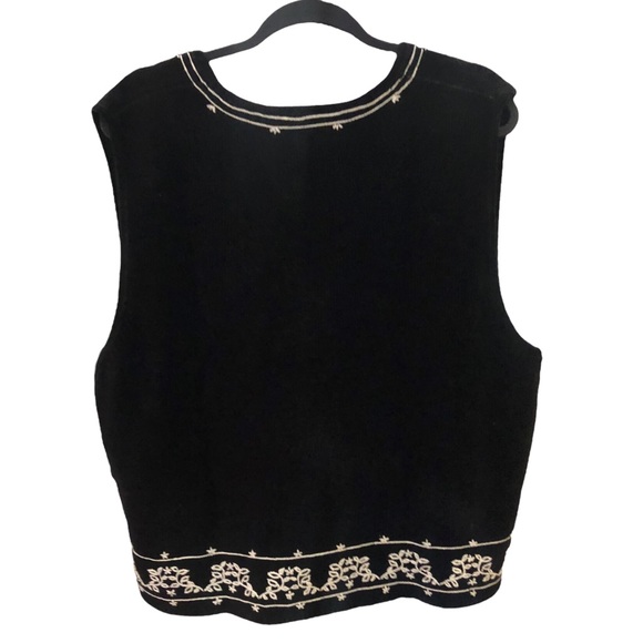 KORET Vintage Black Fleece Vest Embroidered Floral - Picture 6 of 7